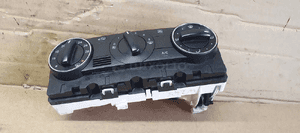 Panel nawiewu klimatyzacji klimy Mercedes W245 A1698301785 2
