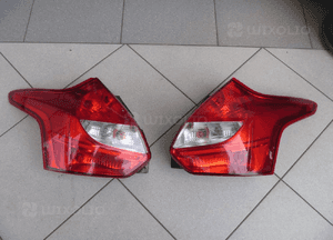 Ford focus MK3 hb zderzak oryginał ładny 8