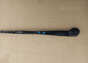 Audi A4 B5 00r ramie wycieraczki tyl tylne 1