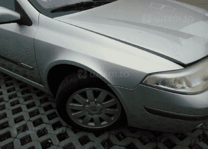 Renault Laguna II blotnik przod lewy  TEB64 2