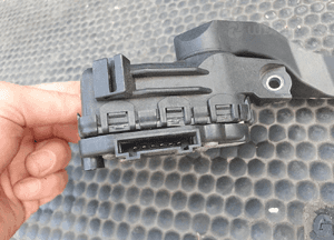 Potencjometr 8E1721523 B Pedał Gazu Przyspieszenia Czujnik EU Audi A4 B6 B7 Diesel 8