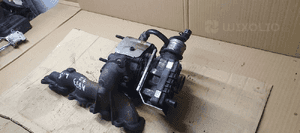 Turbina turbosprężarka lewa turbo nastawnik kolektor Audi A8 D3 4.2 TDI 057145721N 2