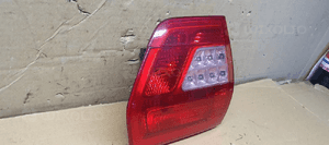 Lampa lewy tył tylna lewa w klapę Citroen C5 III Kombi 9671811480 3