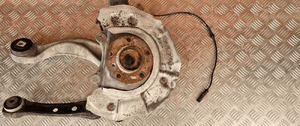 Bmw F10 F11 zwrotnica prawy prawa przód przednia 6777752 7