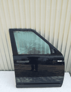 Land rover discovery 3 4 L319 drzwi przód prawe 4