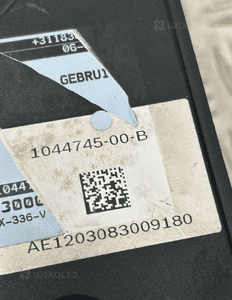 Pompa abs tesla model 3 1044745-00-B org fv 5