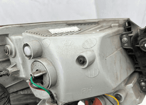 Lampa tył prawa hyundai IX35 92402-2Y0 4
