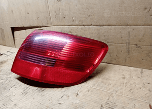 Lampa prawy tył tylna prawa Audi A6 C6 Kombi 3