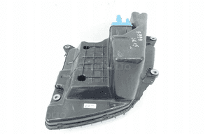 Zbiornik ad blue adblue audi A4 B9 8W0131878AM 4