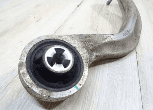 TESLA MODEL 3 WAHACZ DOLNY PRZEDNI LEWY 1044354-00-A LLU 8