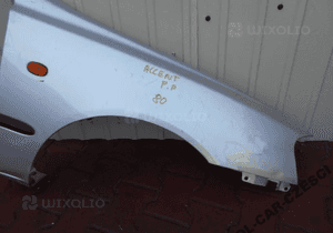 Blotnik przedni prawy przod hyundai accent radom