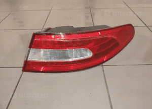 Jaguar xf X250 sedan lampa tył prawa w błotnik tylna europa oryg b.ładna 3