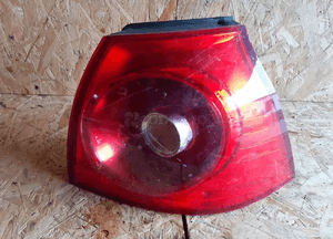 Lampa tył tylna prawa vw golf 5 v oryginał wysyłka! 1