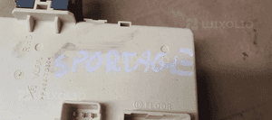 Moduł BSI skrzynka bezpieczników Kia Sportage III 91950-3W040 7