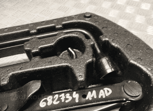 Renault wkład styropian bagażnika 68273411AD 5