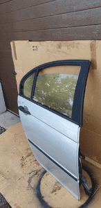 Drzwi prawy tył tylne prawe BMW 3 E46 Sedan 354/7 2