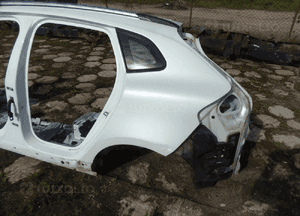 Volvo V40 D3 2014R 1,6D błotnik lewy tył tylny 707-46 1