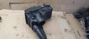Obudowa filtra powietrza Citroen C5 2.0 HDI 9636065080 6