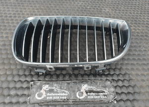 Kratka 7128613 7128614 7906809 Atrapa Nerki Nerka Gril Atrapka Zderzaka Przód M-Pakiet BMW 1 E81 E87 5