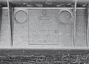 Obudowa 8K1907355D 8K1907613B Oslona Pokrywa Uszczelka Skrzynka Bezpiecznikow Podszybie Europa Audi A4 B8 A5 16