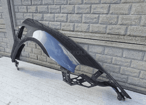 Porsche taycan 9J1 9 j błotnik przedni prawy 2