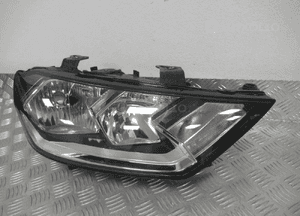 Lampa przednia przód prawa audi A1 ii 82A 2018- 2