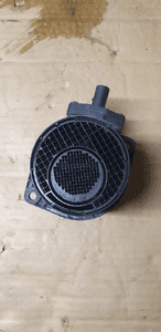 Przepływomierz powietrza Skoda Superb 1.9TDI 074906461B 1