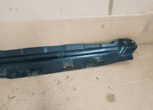 Belka wzmocnienie pasa dolna VW Touareg 7L0805551A 4