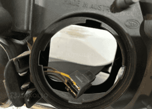 BMW 3 E90 / E91 Lampa przednia H7 Prawa - 14010 8