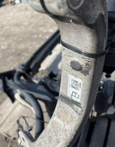 JAGUAR X260 3.0D AMORTYZATOR PIASTA ZWROTNICA LEWY PRZÓD 8