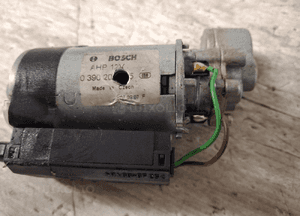 RANGE ROVER L322 SILNICZEK KOLUMNY KIEROWNICZEJ 2