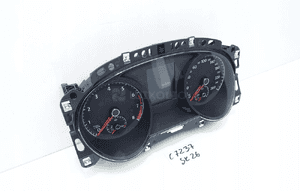 Licznik zegary vw sportsvan 517 24722KM 517920740D 2