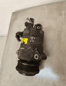 Sprężarka klimatyzacji C1B1-19D629-AE FORD FIESTA MK7 9
