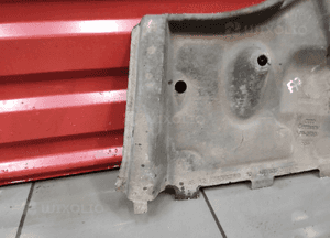 Audi A7 4G 3.0 tdi osłona dolna podwozia podłogi lewy przód oryginał 3