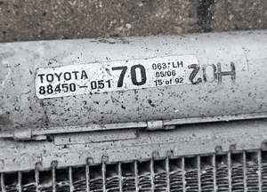Toyota Corolla Avensis 2.2 2.0 D4D D-Cat chłodnica klimatyzacji skraplacz 88450-051 2