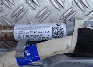 Kurtyna lewa vw tiguan 5N0880741D radom 3