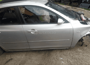 Mazda 3 BK 03-09 Drzwi Prawe przednie przód szyba 2