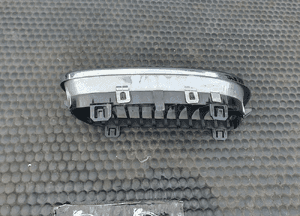 Kratka 7128613 7128614 7906809 Atrapa Nerki Nerka Gril Atrapka Zderzaka Przód M-Pakiet BMW 1 E81 E87 10