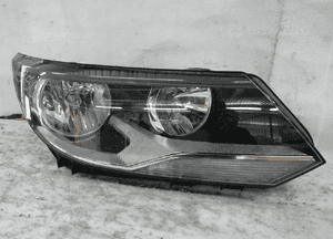 Vw tiguan 5N1 lift lampa prawa przednia przód 1