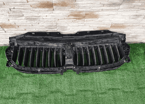 Grill atrapa żaluzja bmw 5 G30 G31 7497279 2