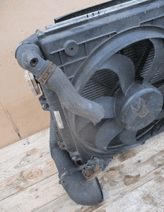 CHŁODNICE WENTYLATOR KOMPLET AUDI A5 B7 2.0 TDI BKD 8