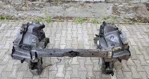 Opel insignia a pas przedni nosek fartuch 1