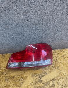 BMW 1 E82 / E88 Lampa Tylna Prawa - 11807 5