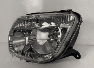 Lampa przod przednia lewa dacia duster i 1 2010- zwykla 2606000069R cala 2