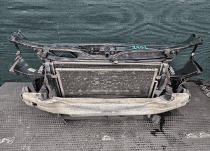 Pas Przedni Wzmocnienie Czołowe Belka Zderzaka Chłodnice Wentylator 2.0 TDI 140KM AUDI A4 B7 1