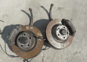 MERCEDES S 220 ZWROTNICA PIASTA ZACISK TARCZA 1