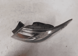 Tyl tylna lampa prawa mazda M6 gh srebrna sedan 5