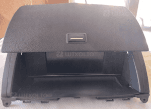 Wyświetlacz ekran navi nawigacji schowek mercedes W204 A2048205497 1