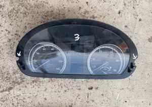 Mercedes VIANO VITO 639 licznik diesel cdi lift chrom 5