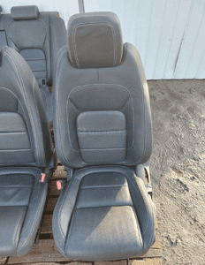 JAGUAR XE X760 KOMPLET FOTELI SIEDZENIA UK ladne 2